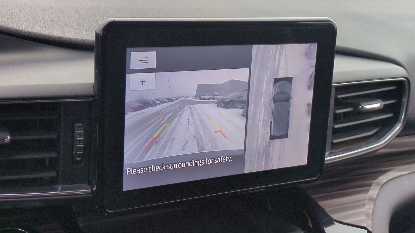 Thumbnail: 2021 Ford Explorer - 33