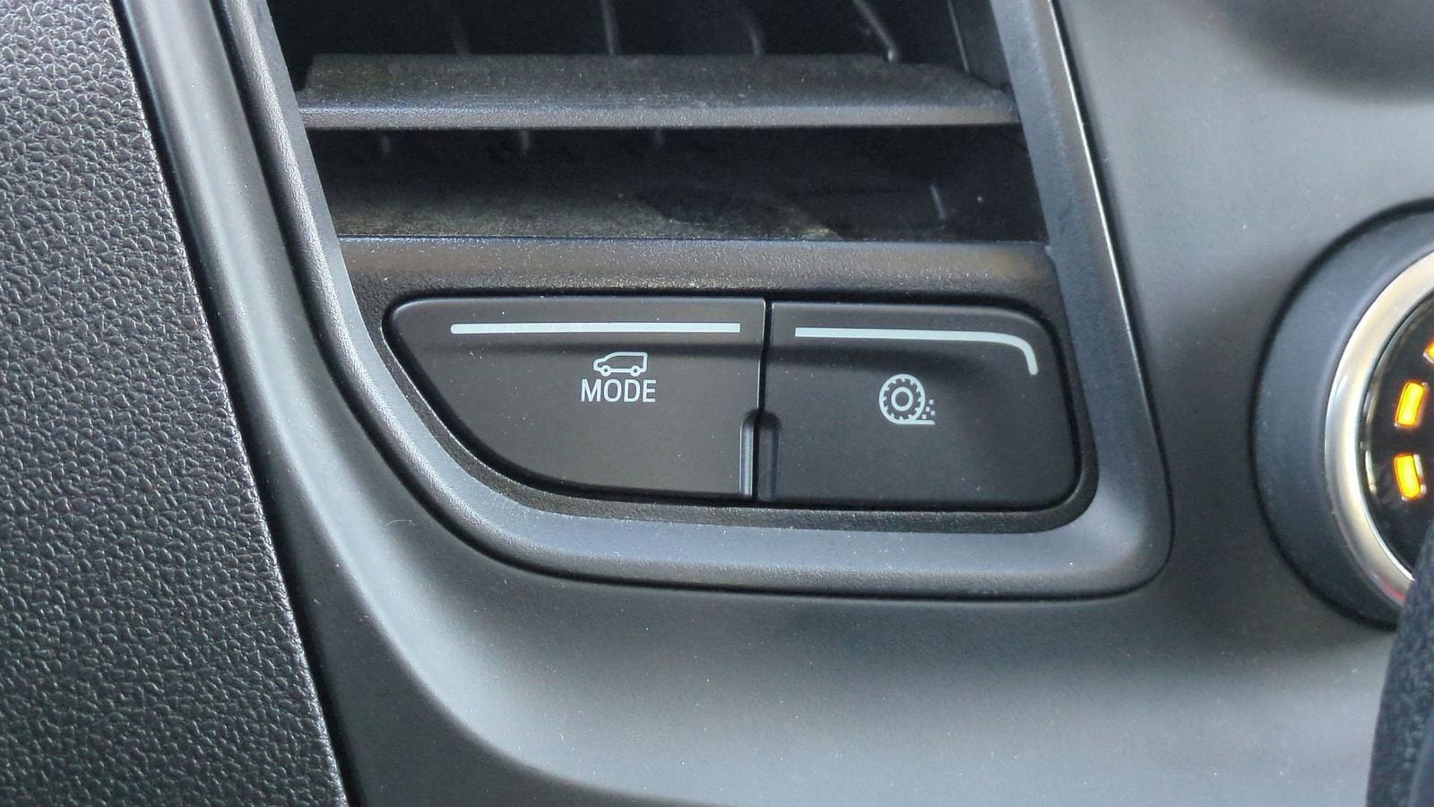 Thumbnail: 2023 Ford Transit Series - 17