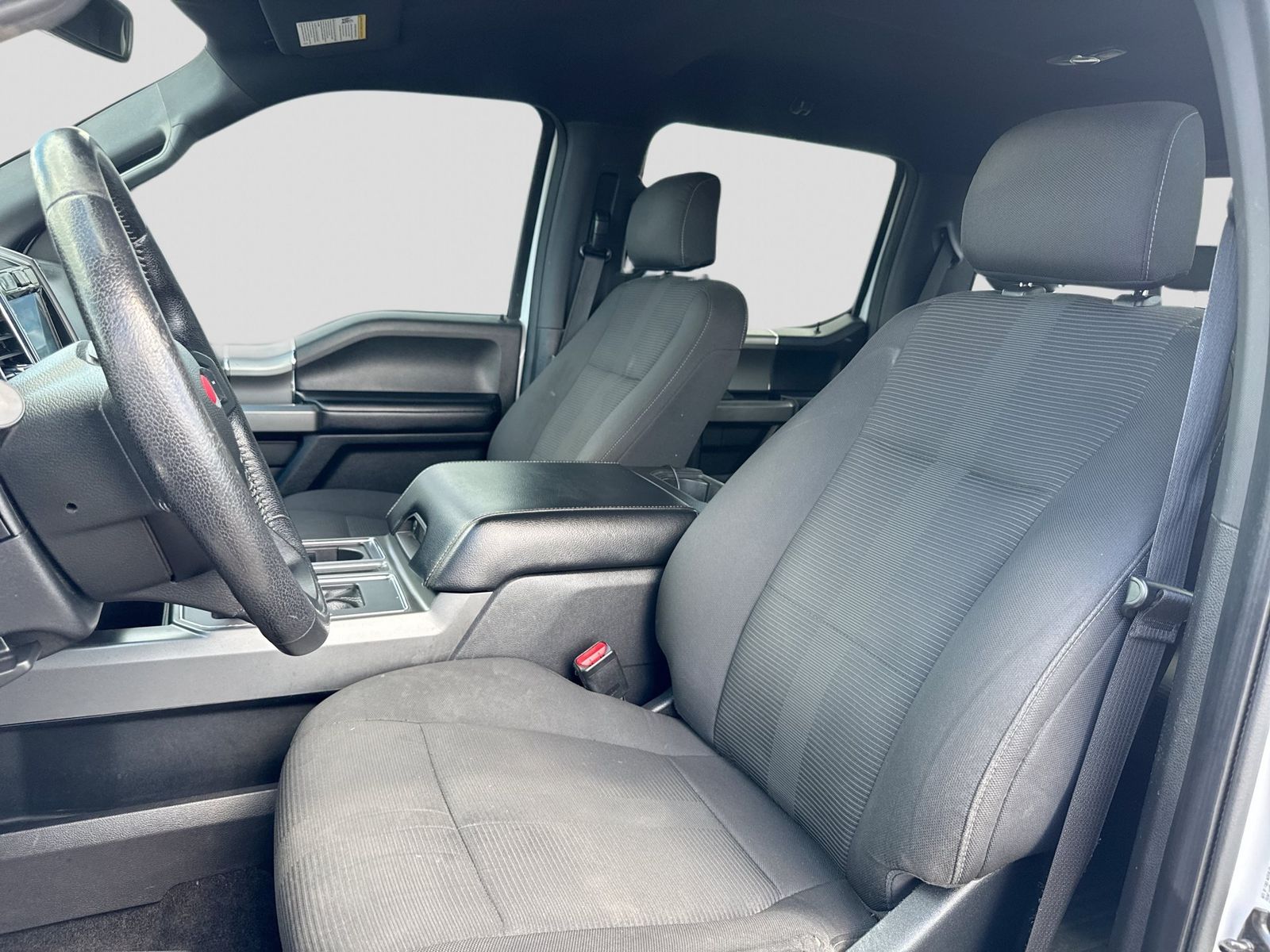 Thumbnail: 2016 Ford F-150 - 19