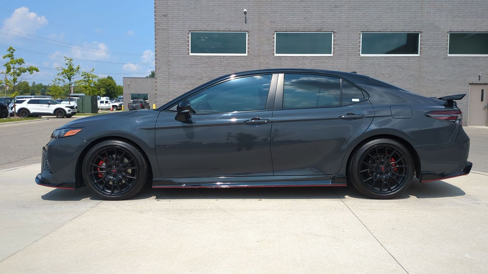 2023 Toyota Camry TRD V6 photo 2