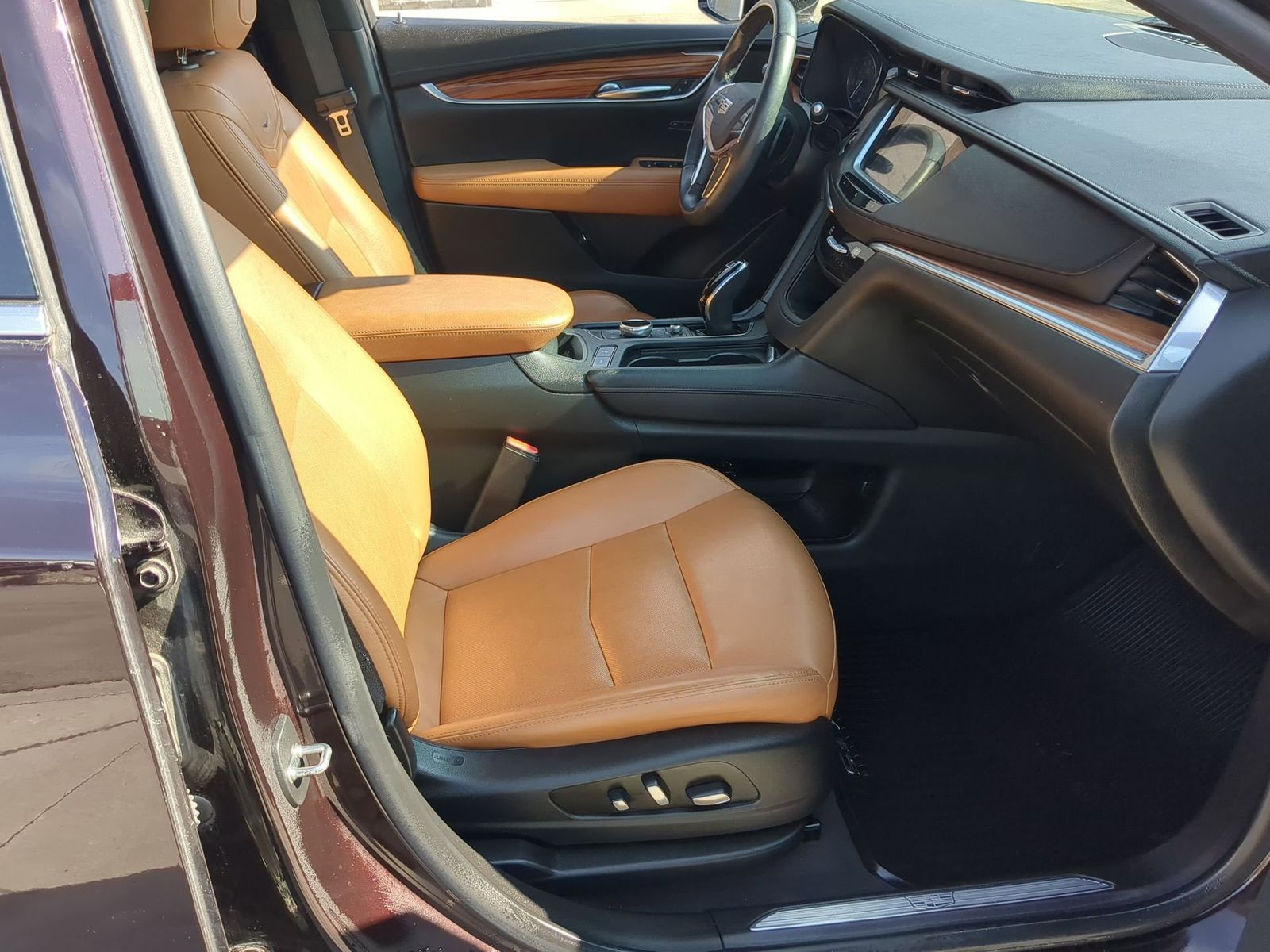 Thumbnail: 2021 Cadillac XT5 - 29