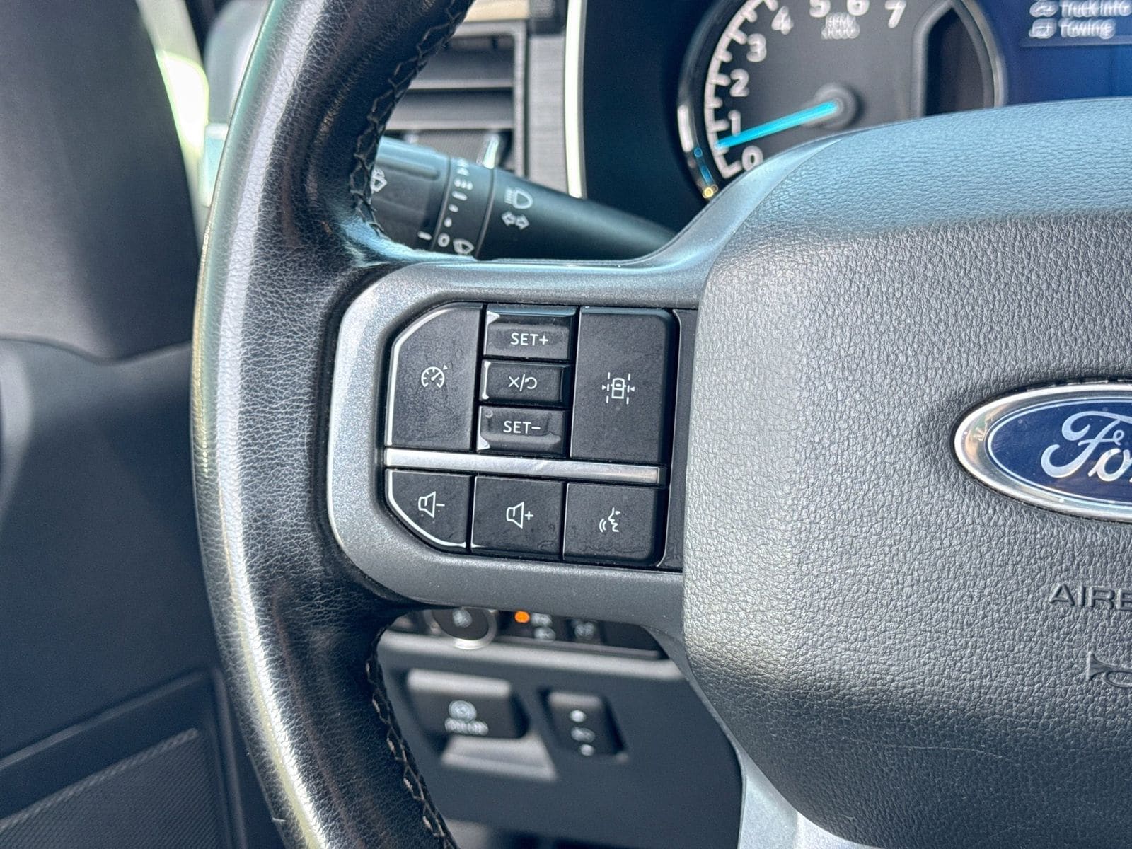 Thumbnail: 2023 Ford F-150 - 28