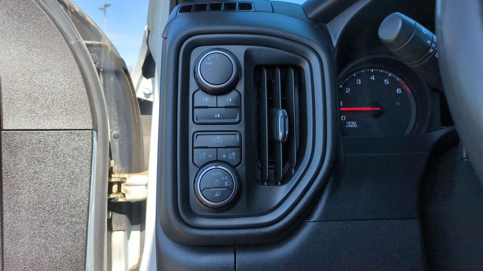 Thumbnail: 2021 Chevrolet Silverado 2500 - 20