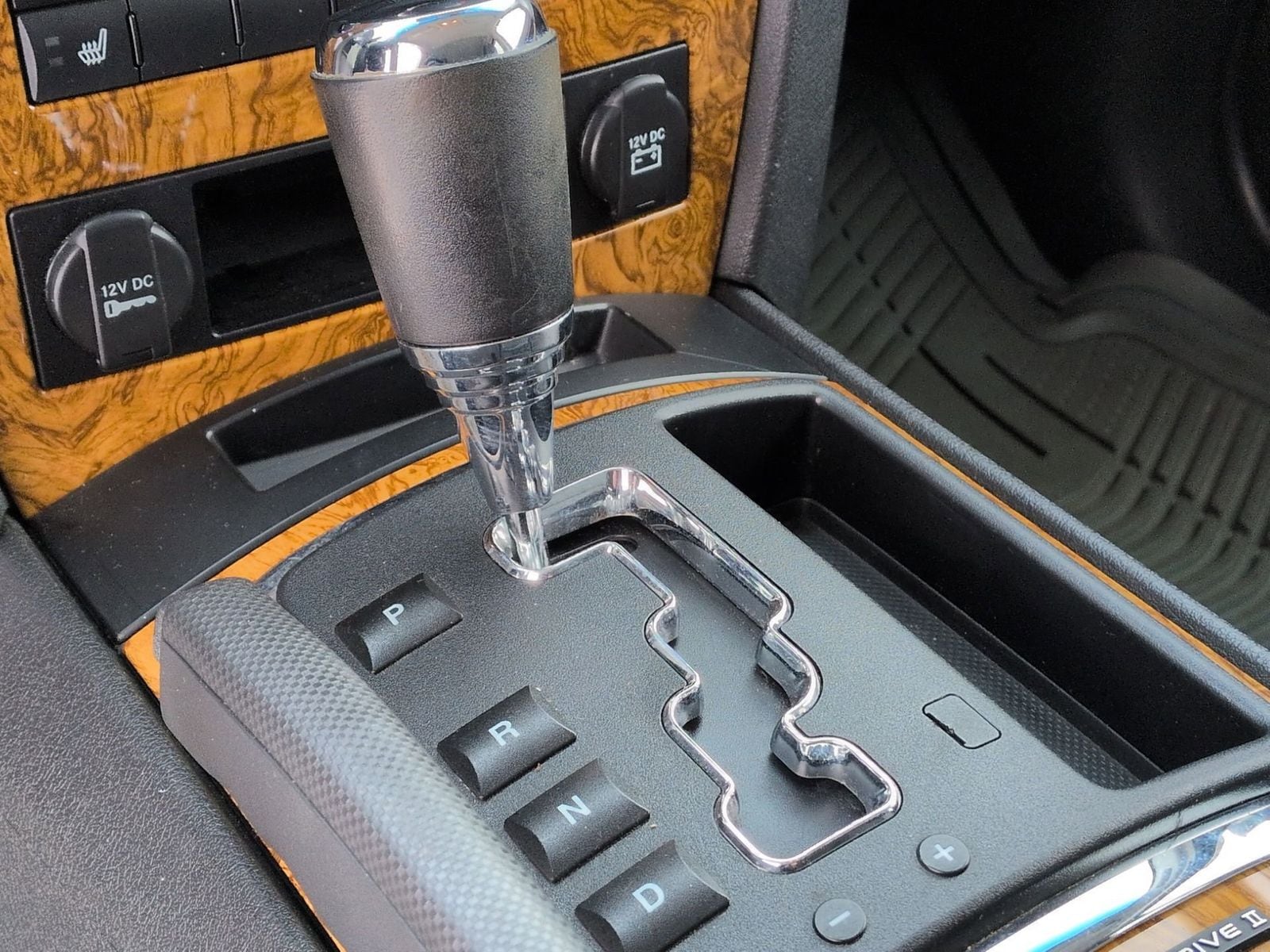 Thumbnail: 2008 Jeep Grand Cherokee - 32