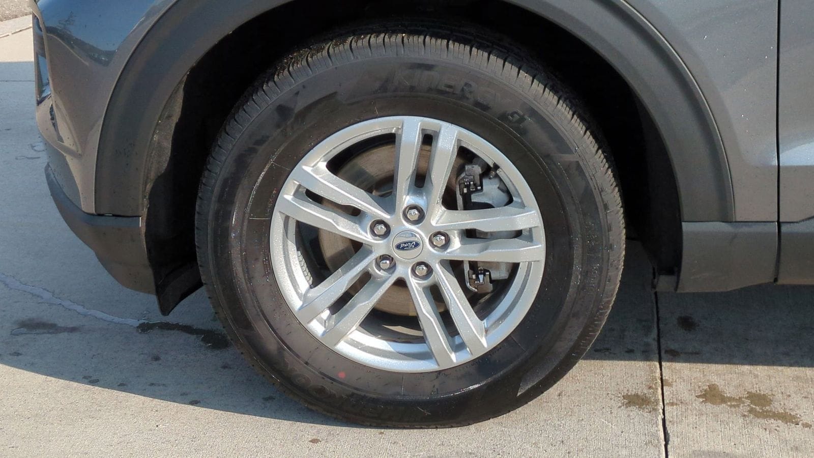 Thumbnail: 2023 Ford Explorer - 13