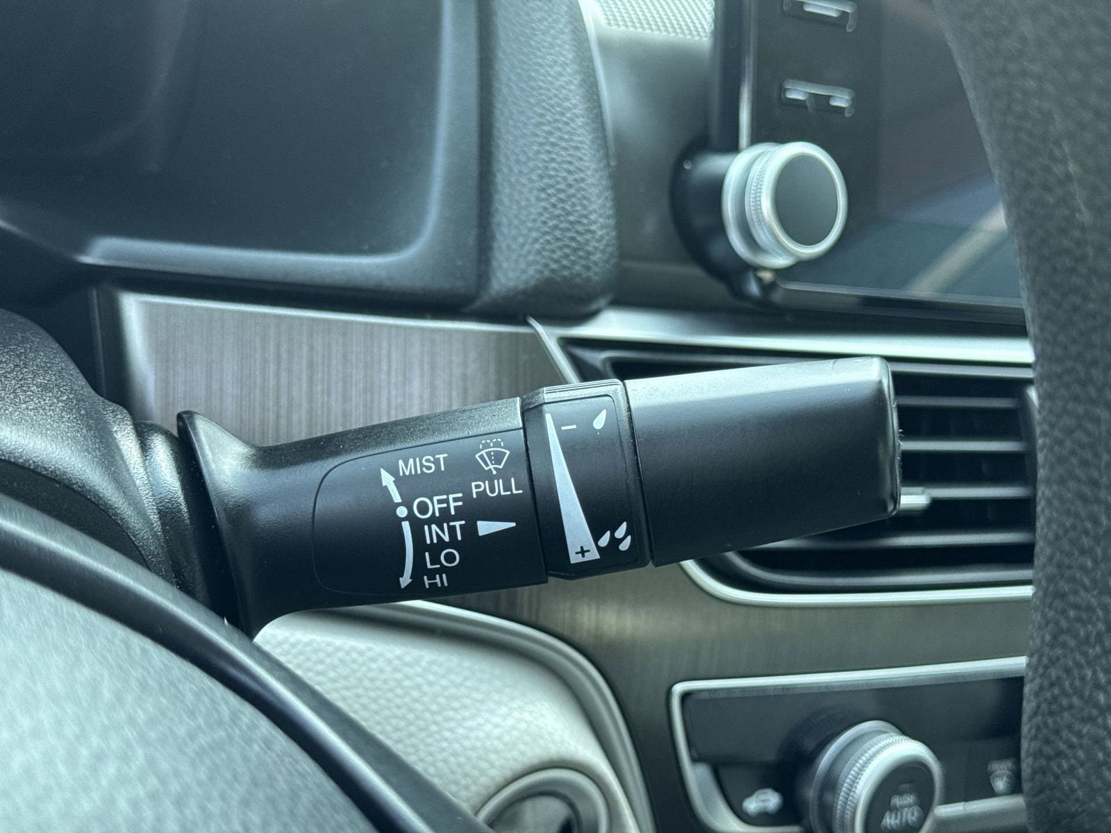 Thumbnail: 2022 Honda Accord - 22