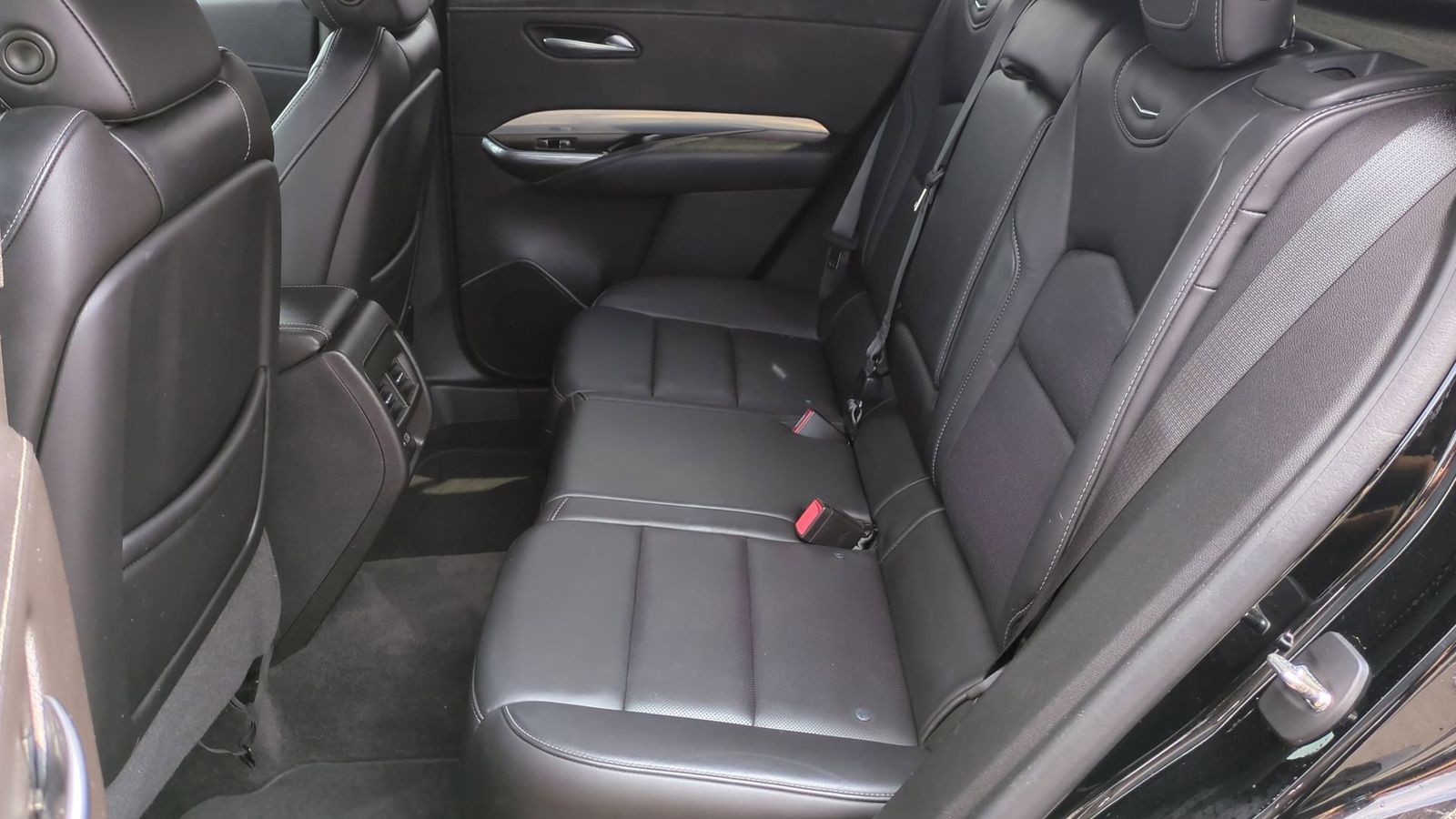 Thumbnail: 2019 Cadillac XT4 - 18