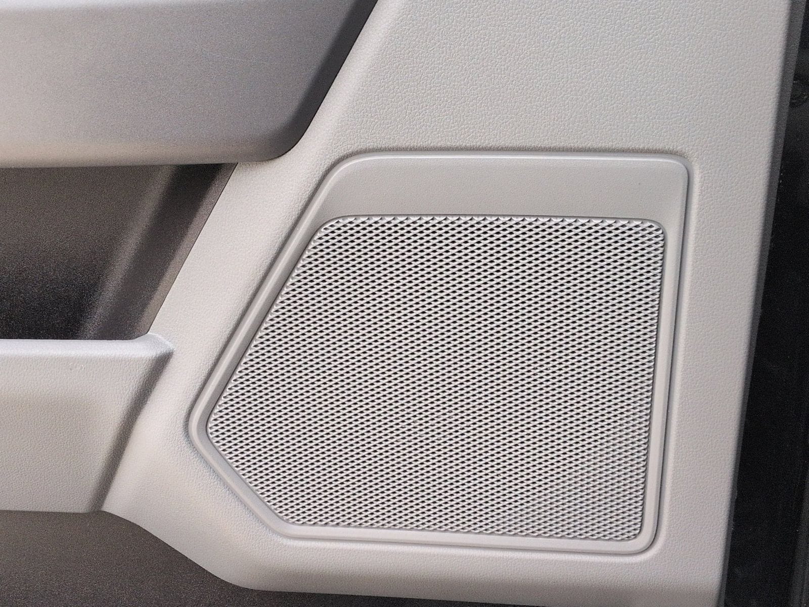 Thumbnail: 2023 Ford F-250 - 32