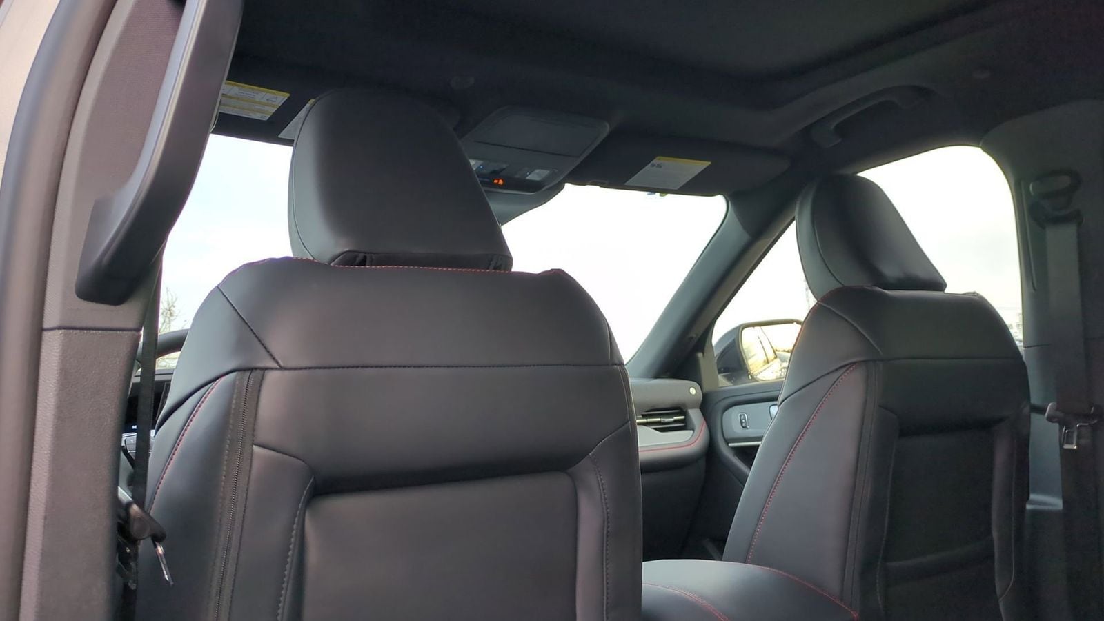 Thumbnail: 2026 Ford Explorer - 14