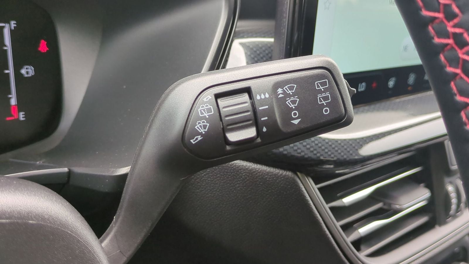 Thumbnail: 2025 Ford Escape - 24