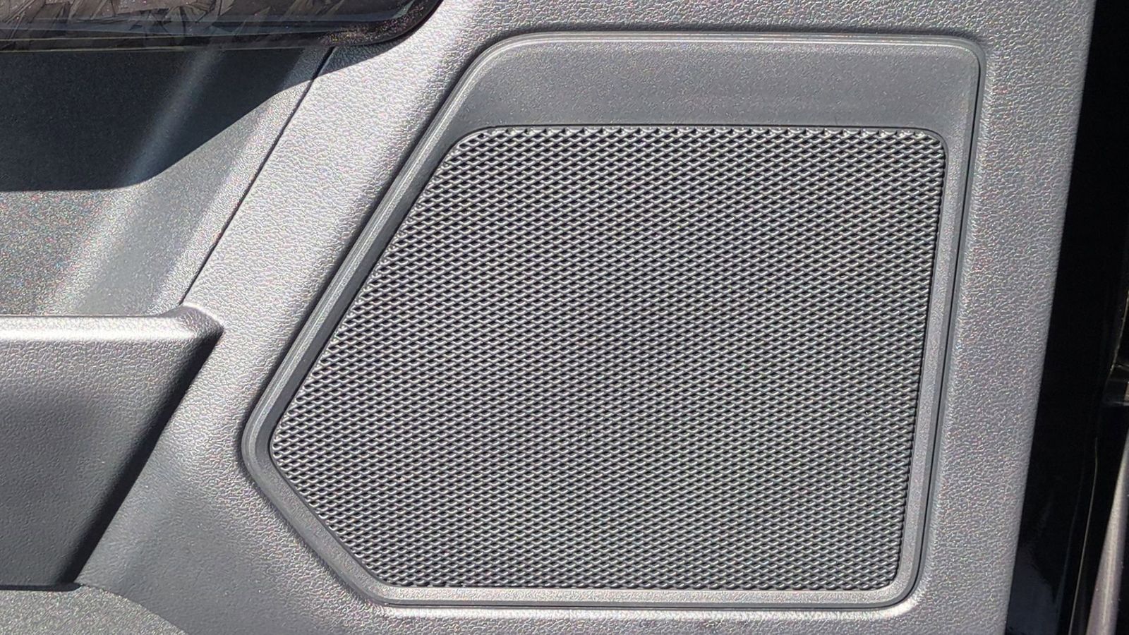 Thumbnail: 2025 Ford F-150 - 32