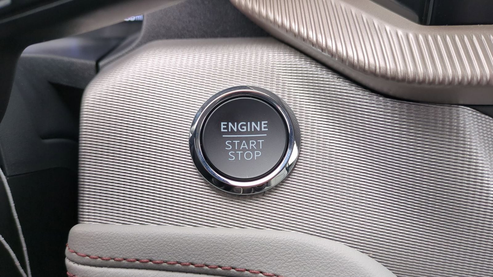 Thumbnail: 2026 Ford Explorer - 25