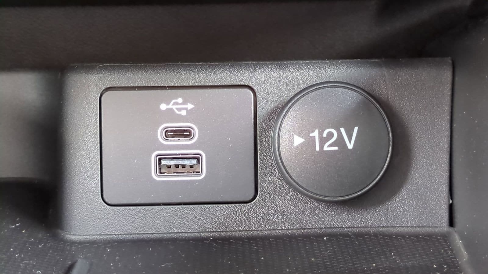 Thumbnail: 2025 Ford Escape - 28