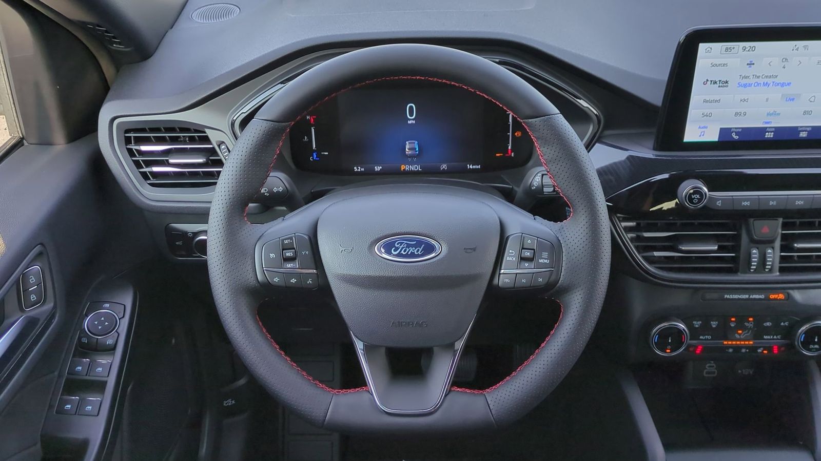 Thumbnail: 2025 Ford Escape - 21