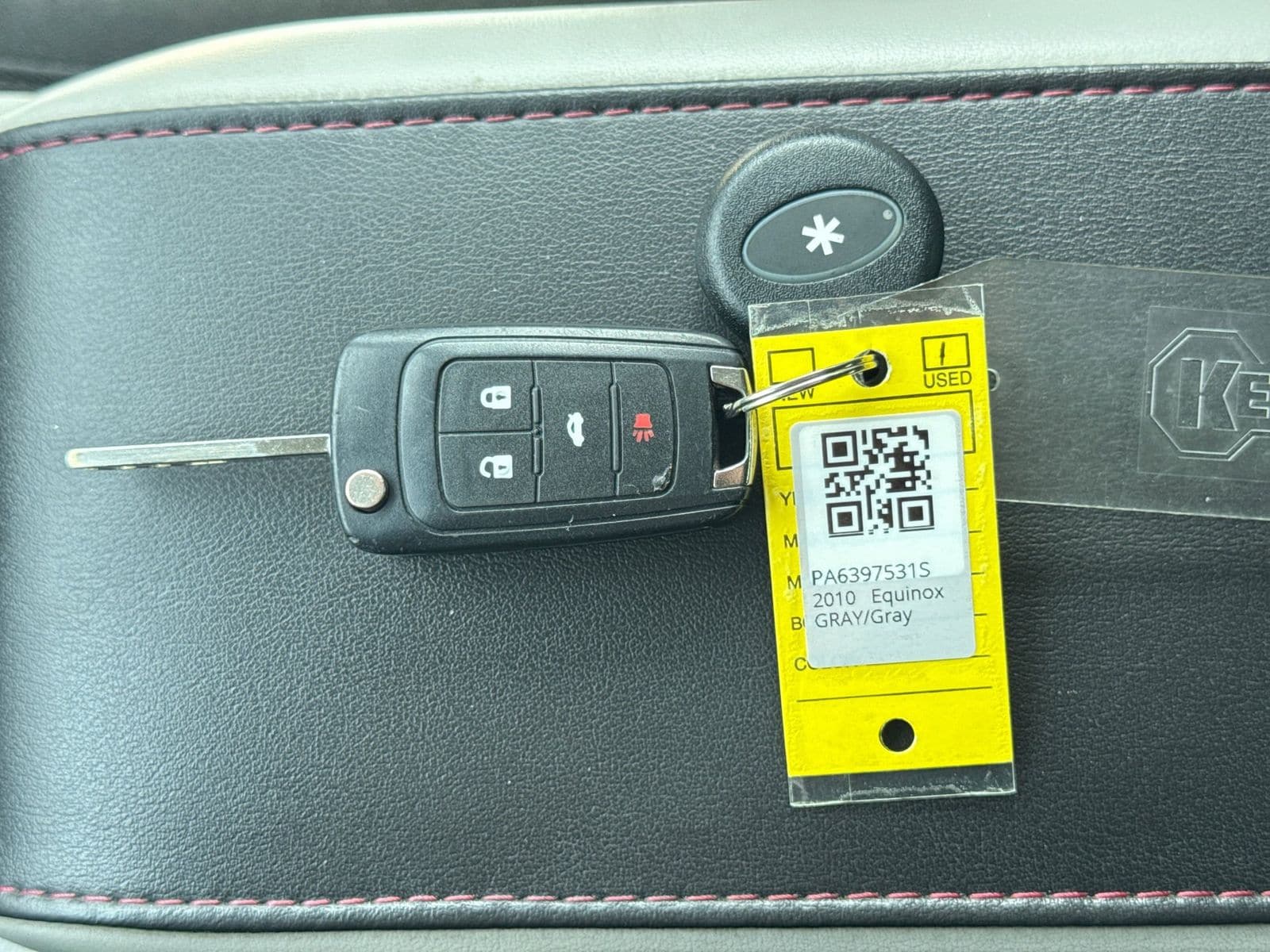 Thumbnail: 2010 Chevrolet Equinox - 6