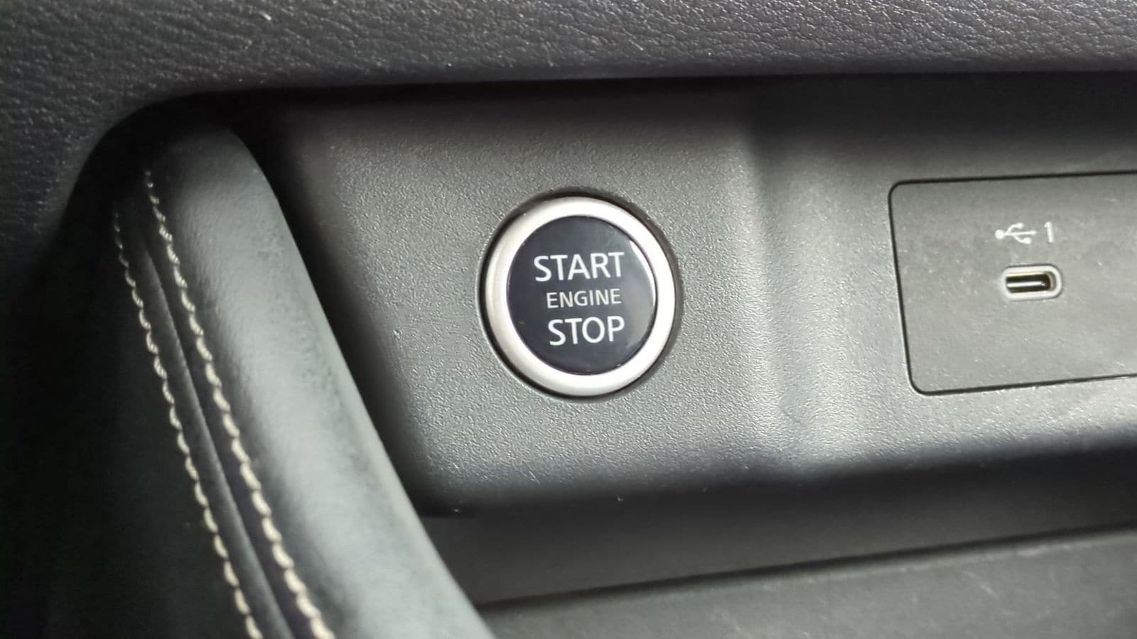 2021 Nissan Rogue Platinum 29