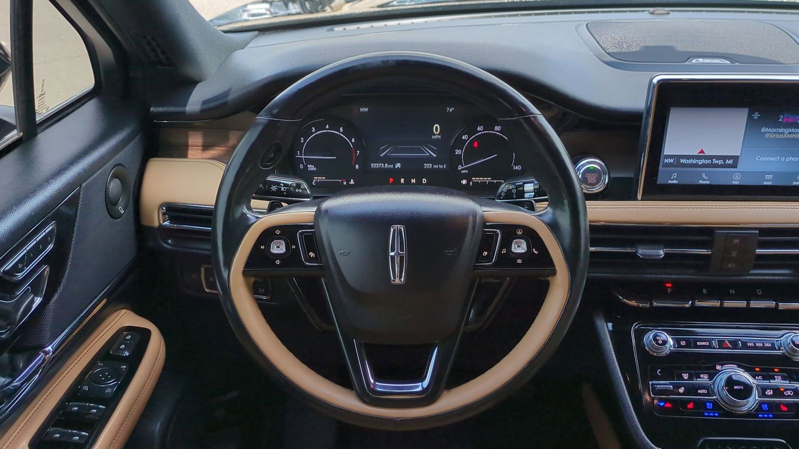 Thumbnail: 2020 Lincoln Corsair - 24