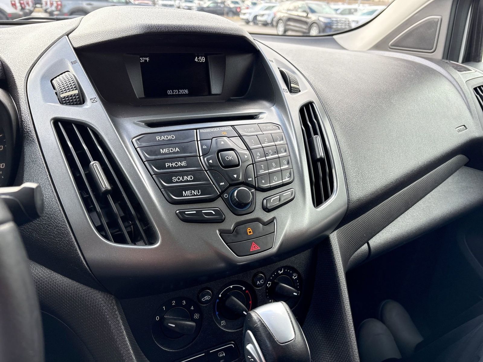 Thumbnail: 2016 Ford Transit Series - 28