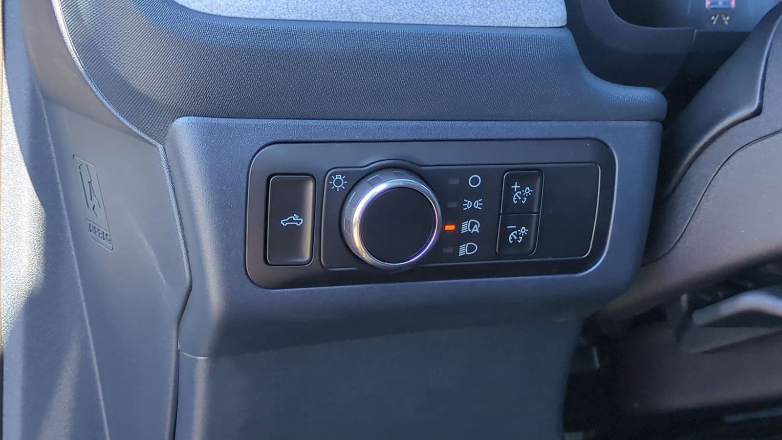 Thumbnail: 2025 Ford Maverick - 15