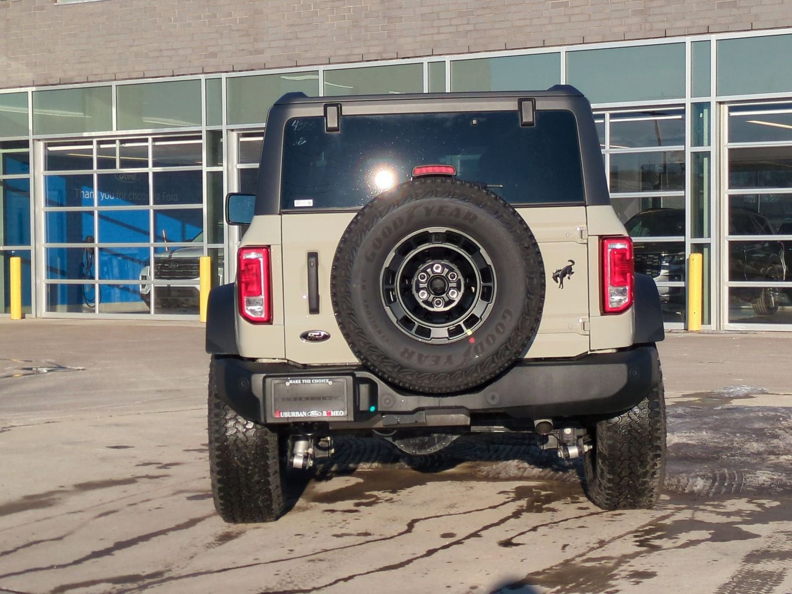 Thumbnail: 2025 Ford Bronco - 5