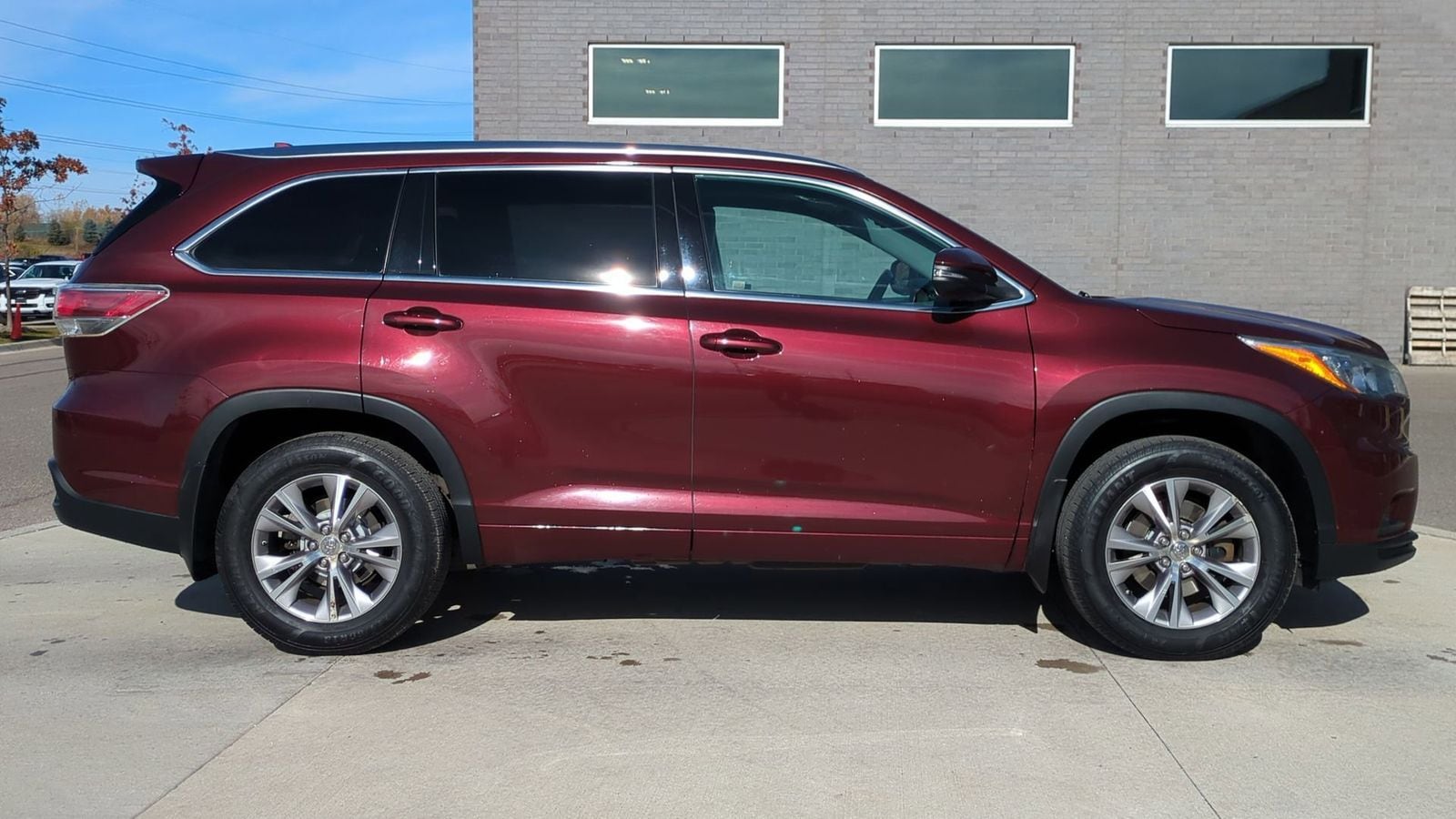 Thumbnail: 2015 Toyota Highlander - 7