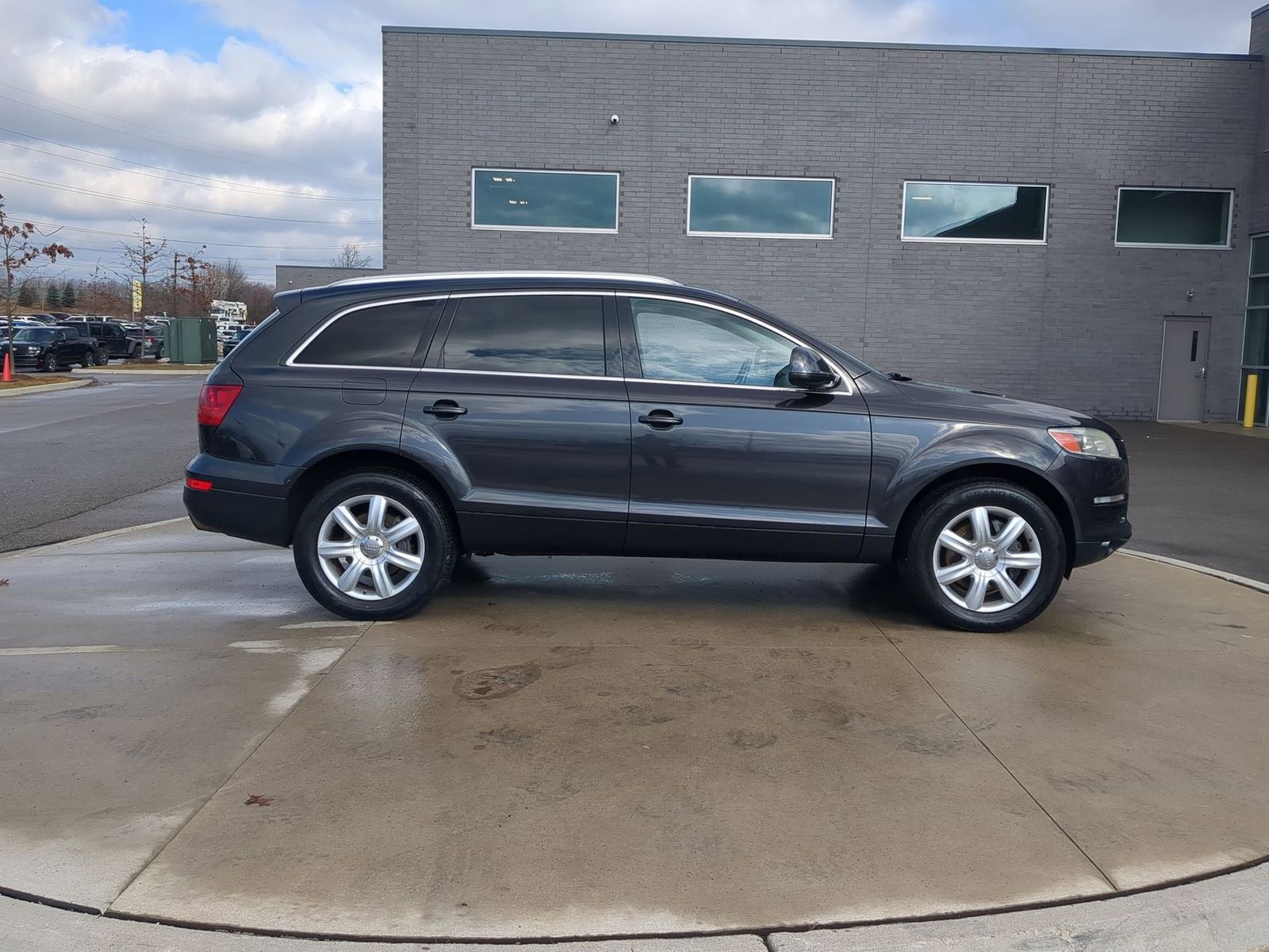 Thumbnail: 2008 Audi Q7 - 7