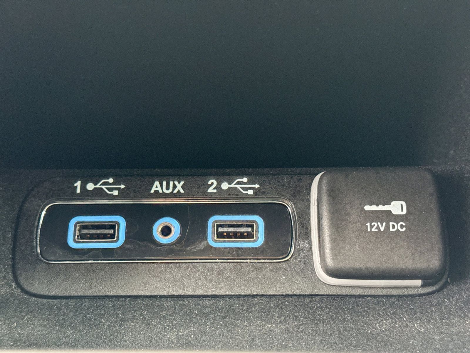 Thumbnail: 2022 Jeep Grand Cherokee - 35