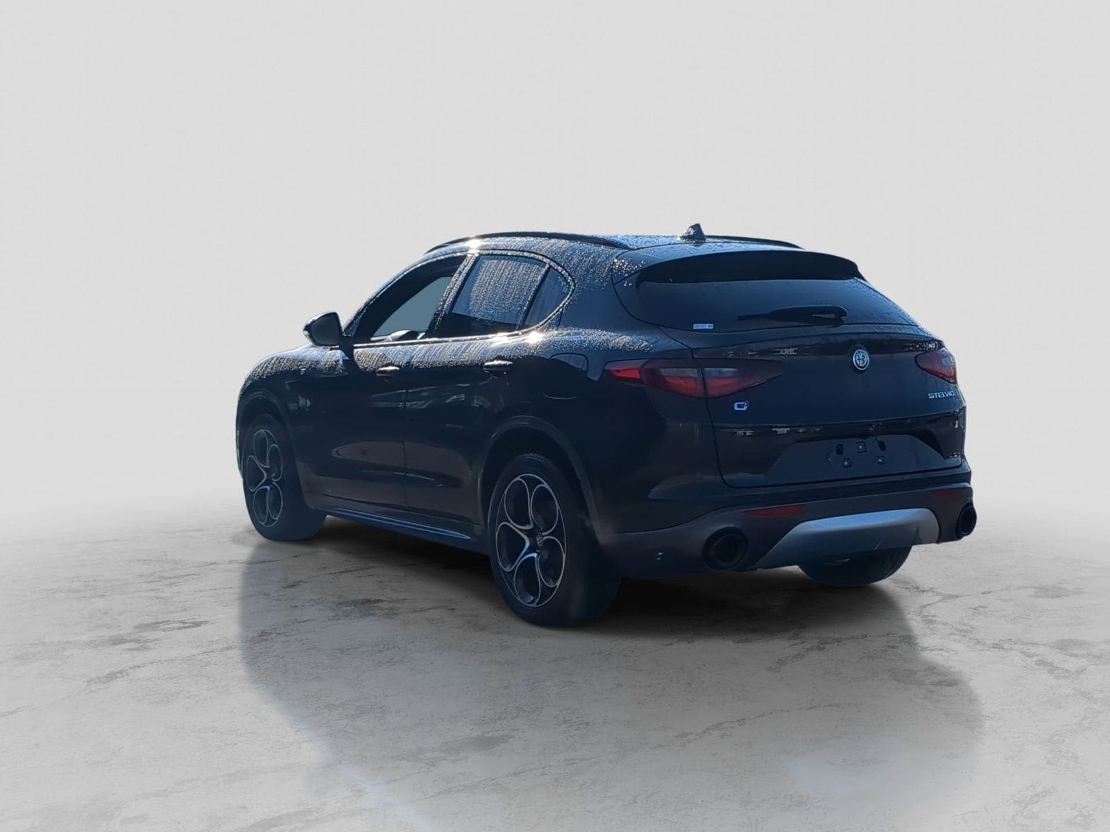 Thumbnail: 2023 Alfa Romeo Stelvio - 5