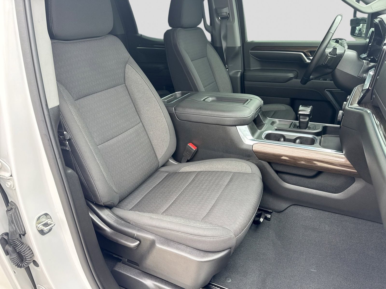 Thumbnail: 2022 Chevrolet Silverado 1500 - 22