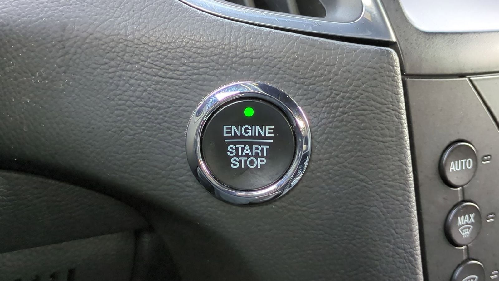 2020 Ford Edge ST 30