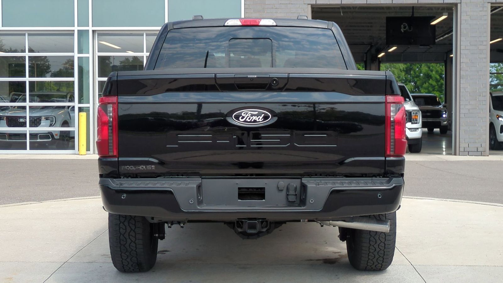 2025 Ford F-150 XLT photo 4