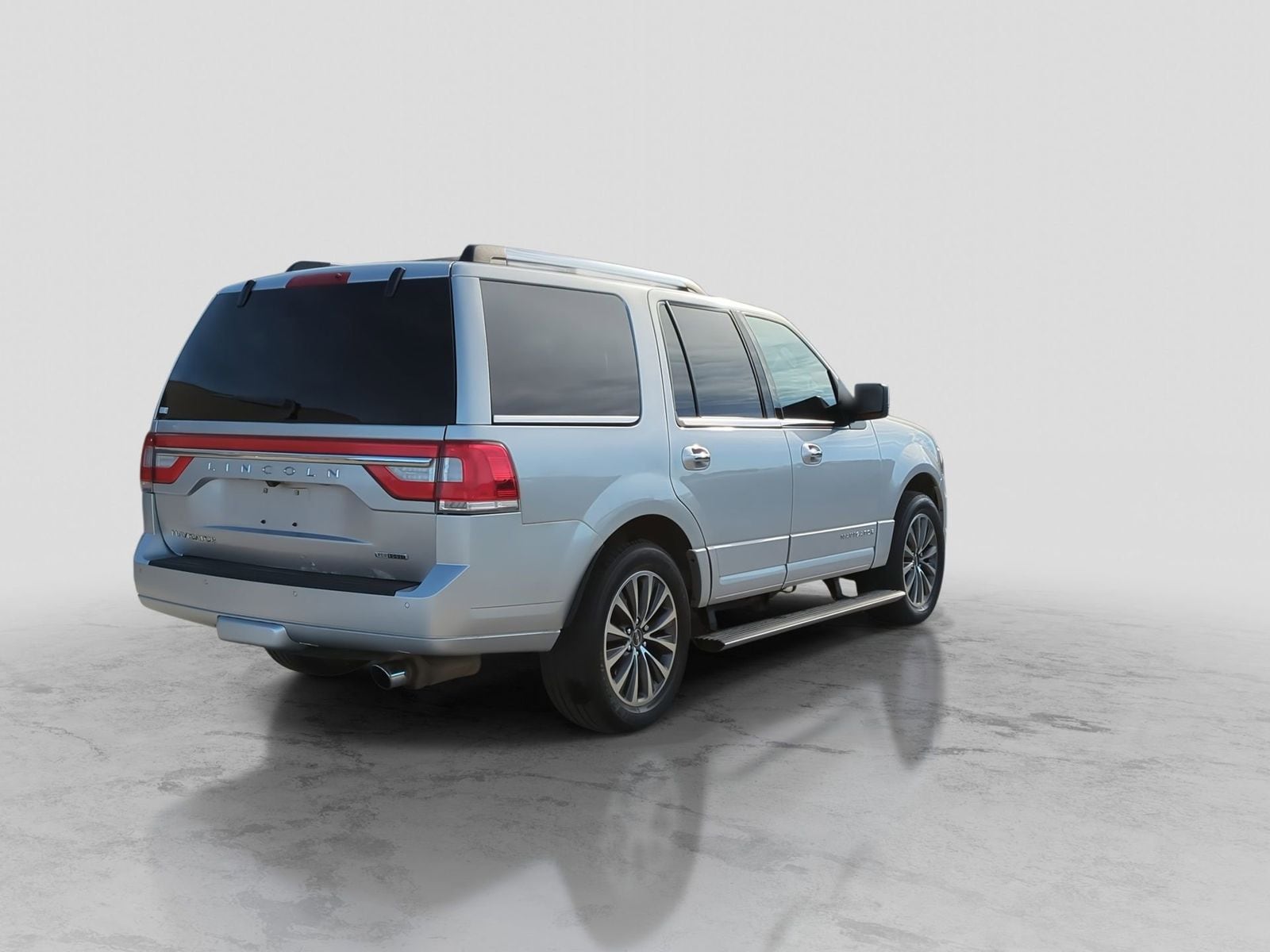 Thumbnail: 2016 Lincoln Navigator - 8