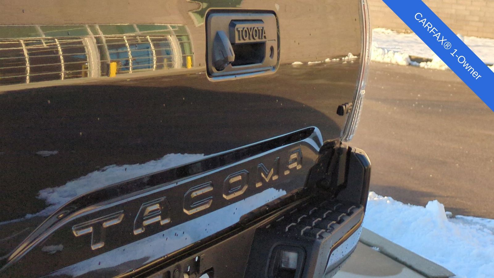 Thumbnail: 2023 Toyota Tacoma - 11