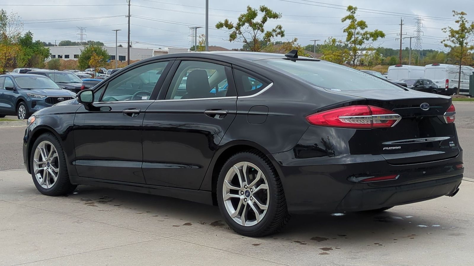2020 Ford Fusion SEL photo 2