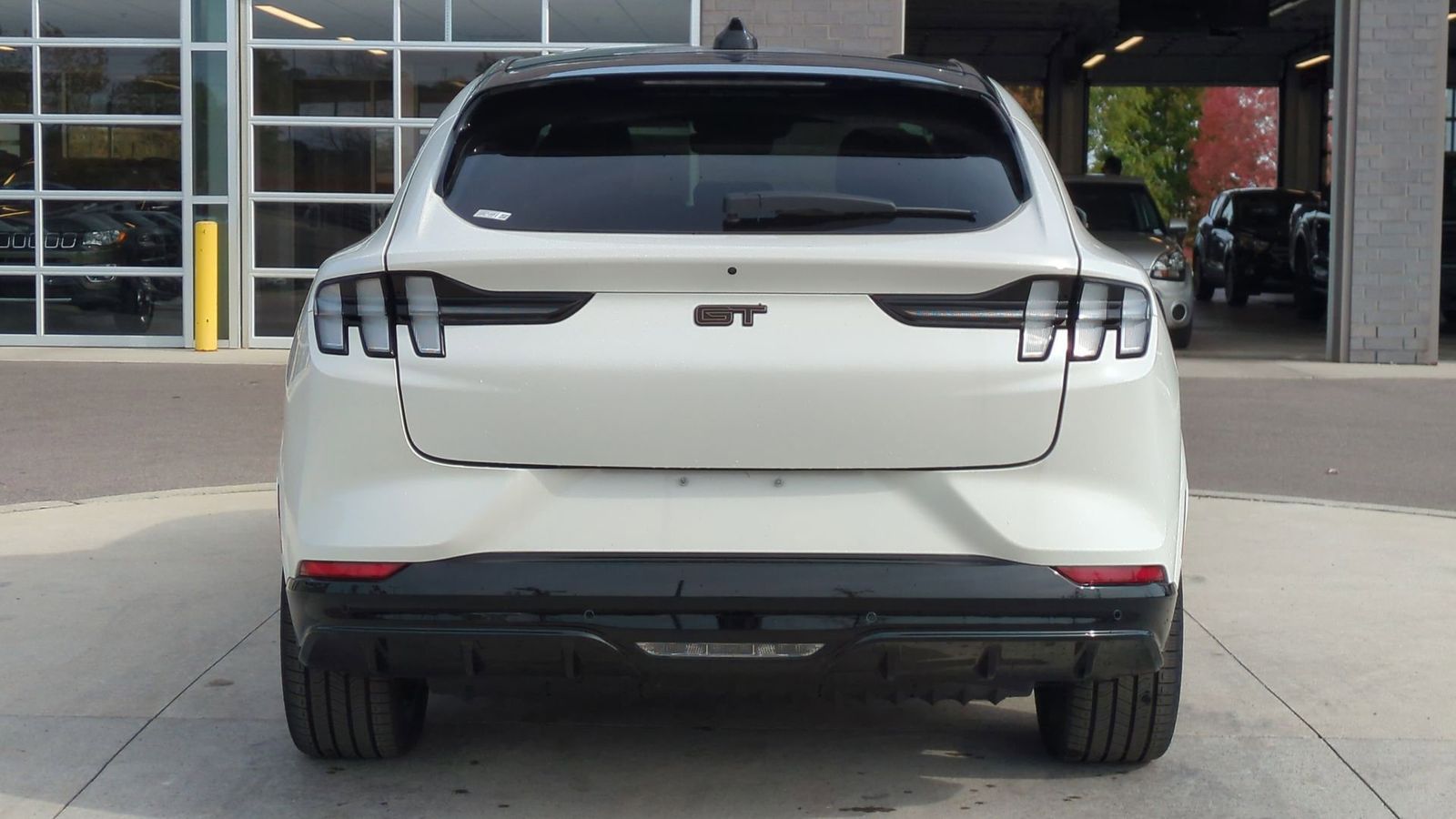 2025 Ford Mustang Mach-E GT photo 4