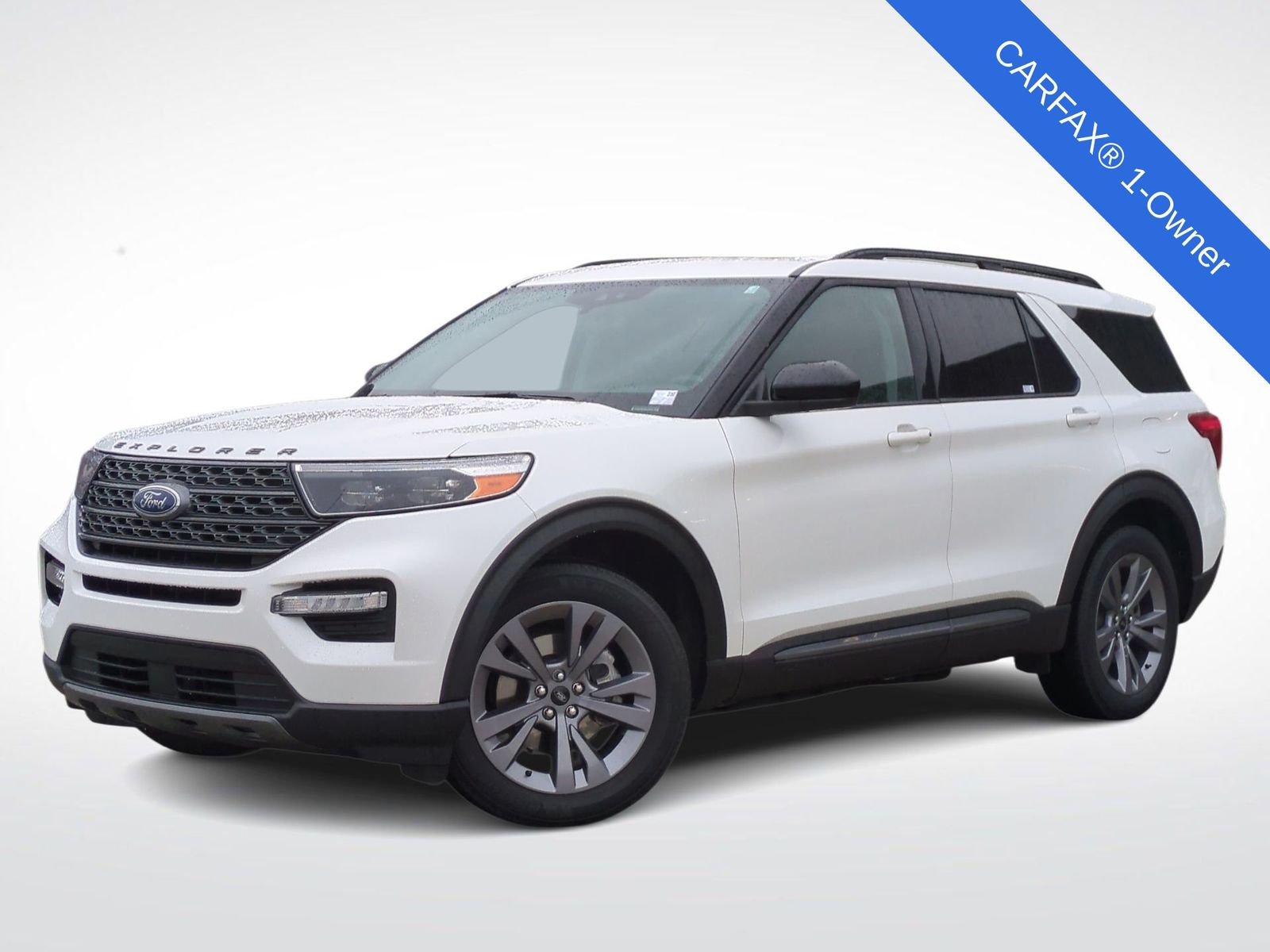 2022 Ford Explorer XLT's photo