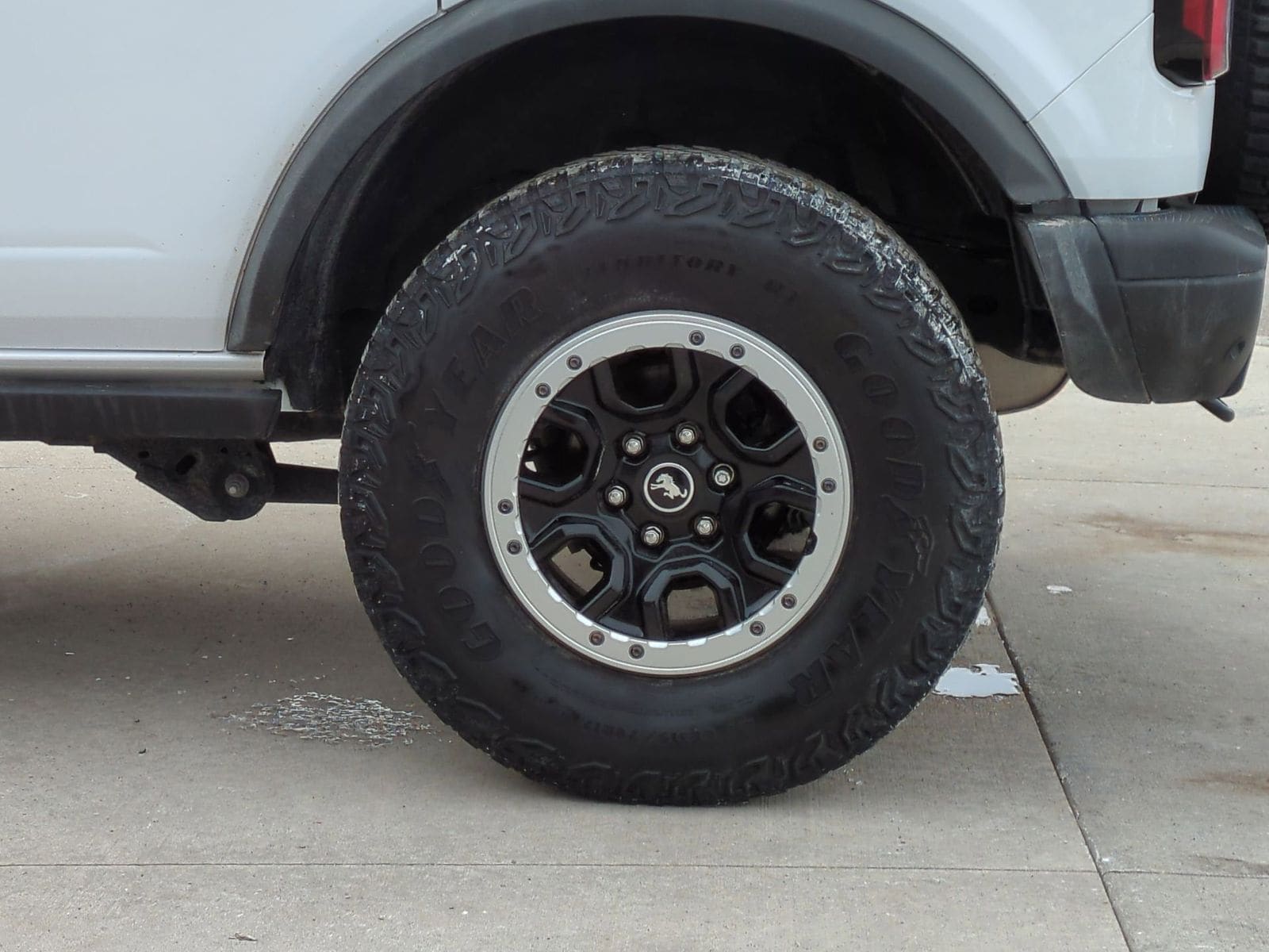 Thumbnail: 2022 Ford Bronco - 17