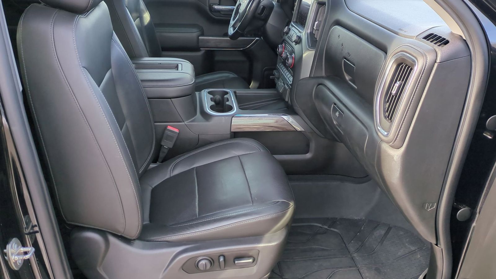 Thumbnail: 2019 Chevrolet Silverado 1500 - 13