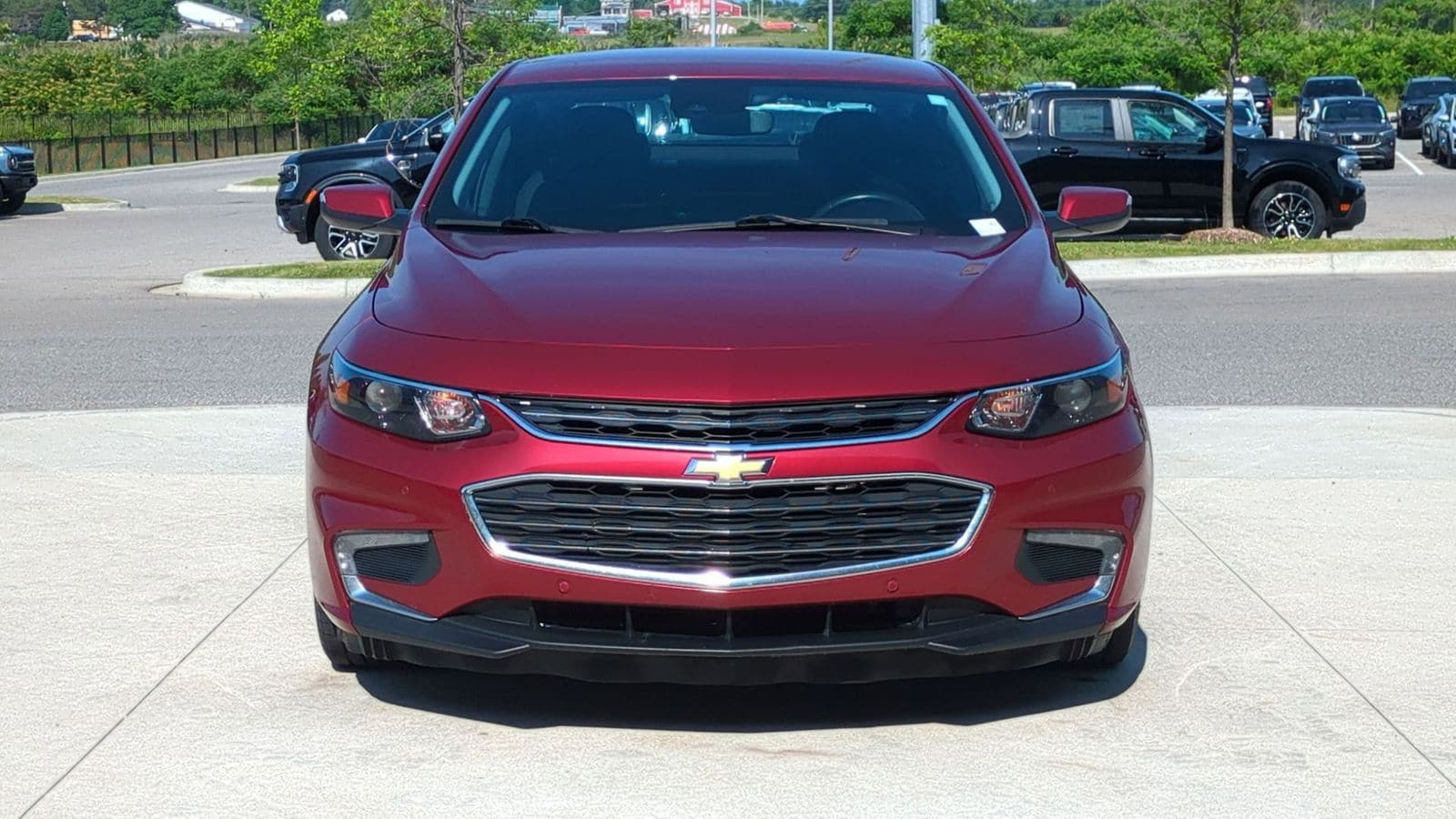 Thumbnail: 2018 Chevrolet Malibu - 10