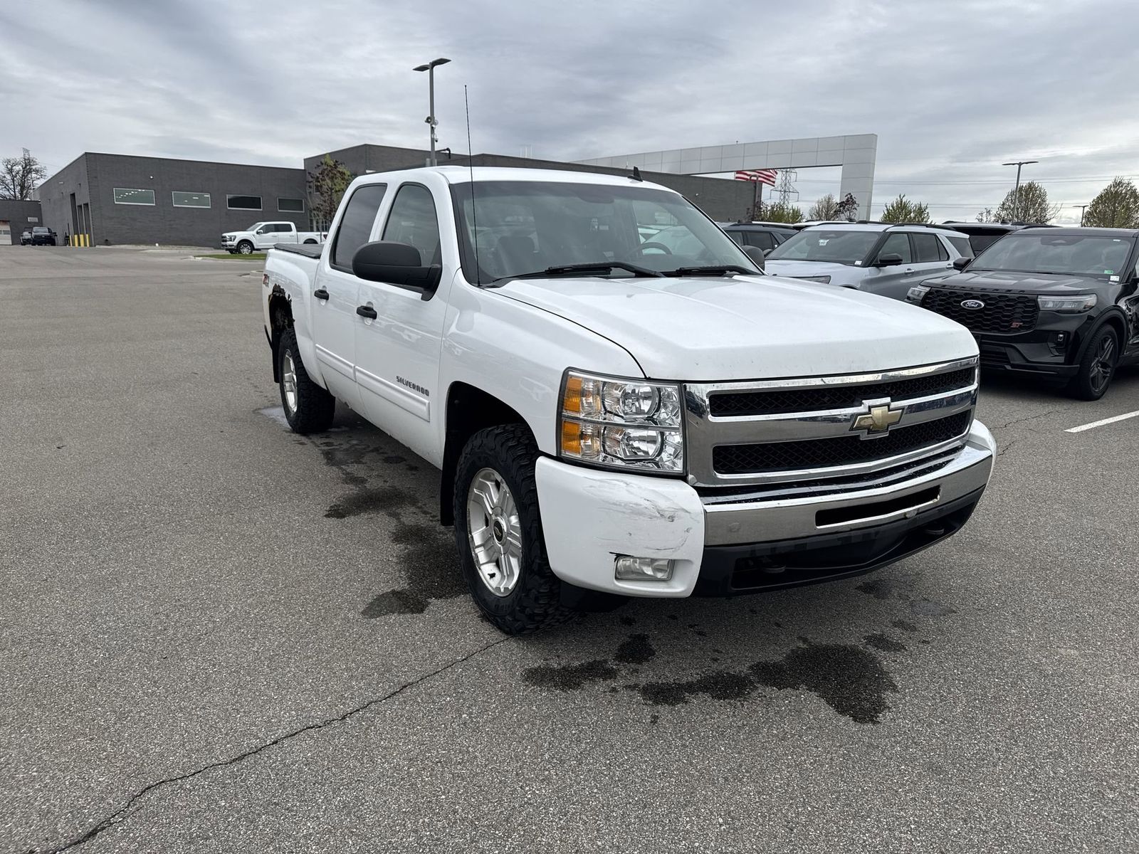 Thumbnail: 2011 Chevrolet Silverado 1500 - 9
