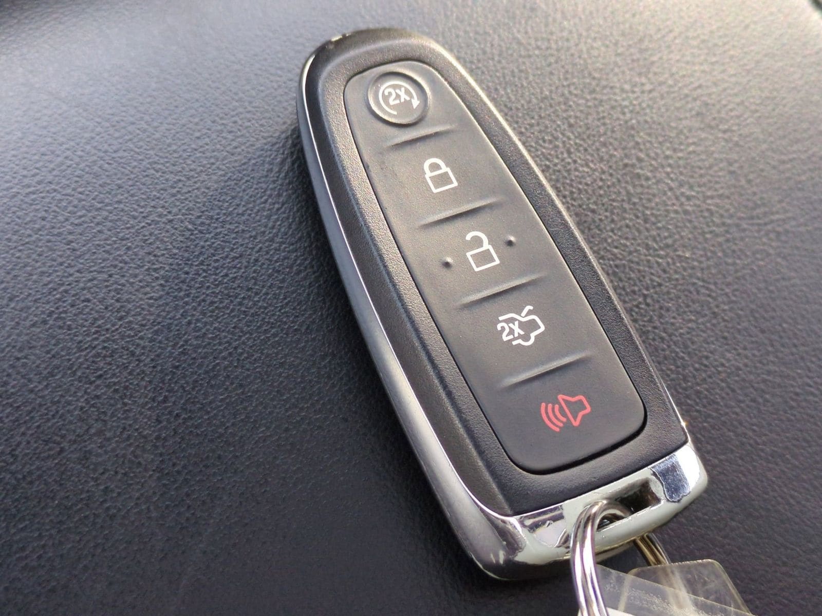 Thumbnail: 2016 Lincoln Navigator - 39