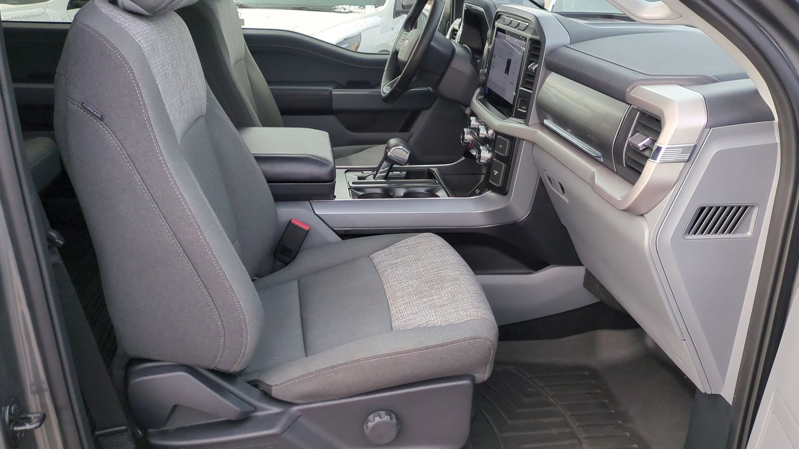 Thumbnail: 2023 Ford F-150 - 21