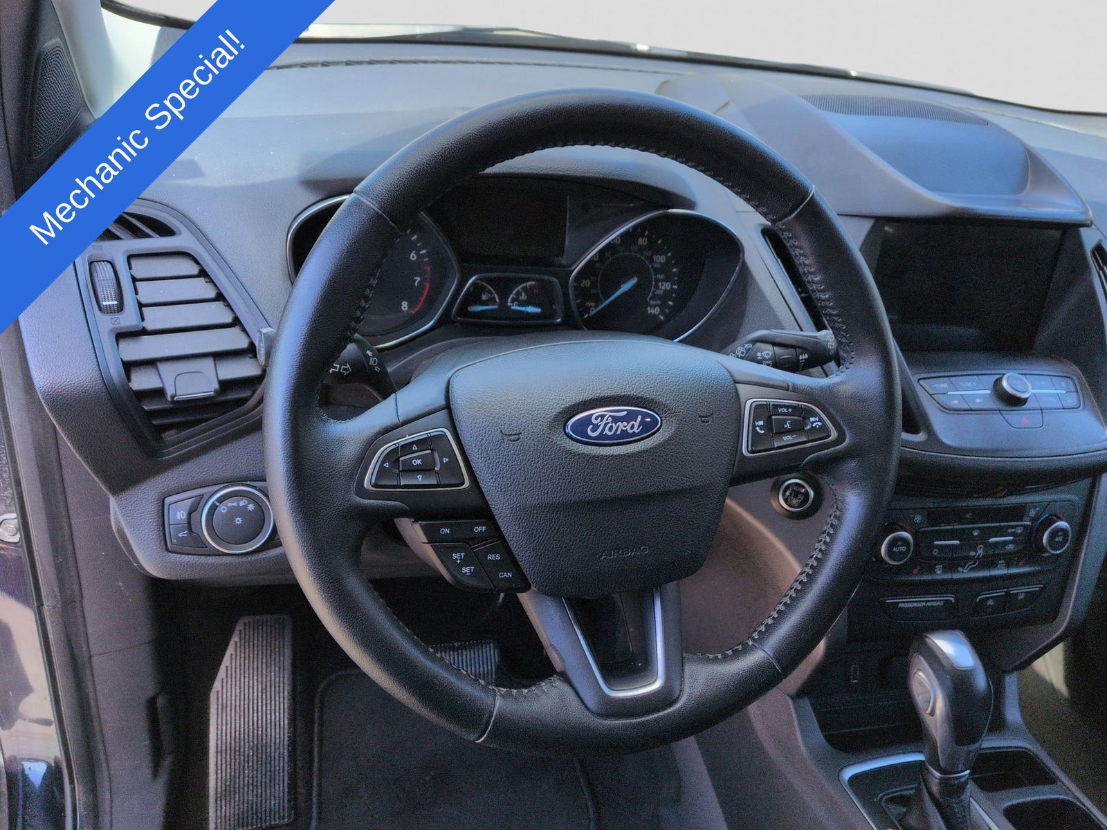 Thumbnail: 2019 Ford Escape - 21