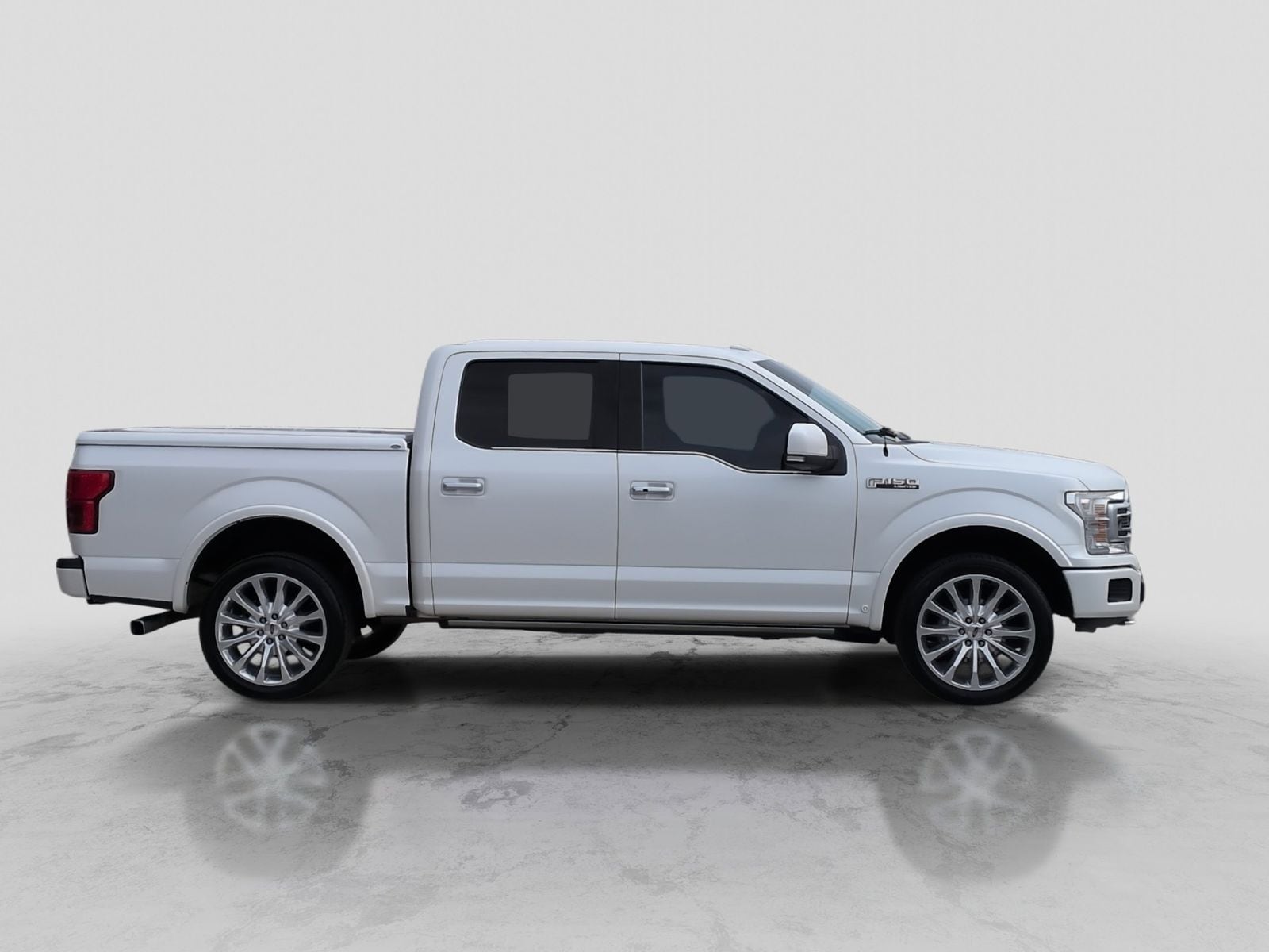Thumbnail: 2018 Ford F-150 - 9
