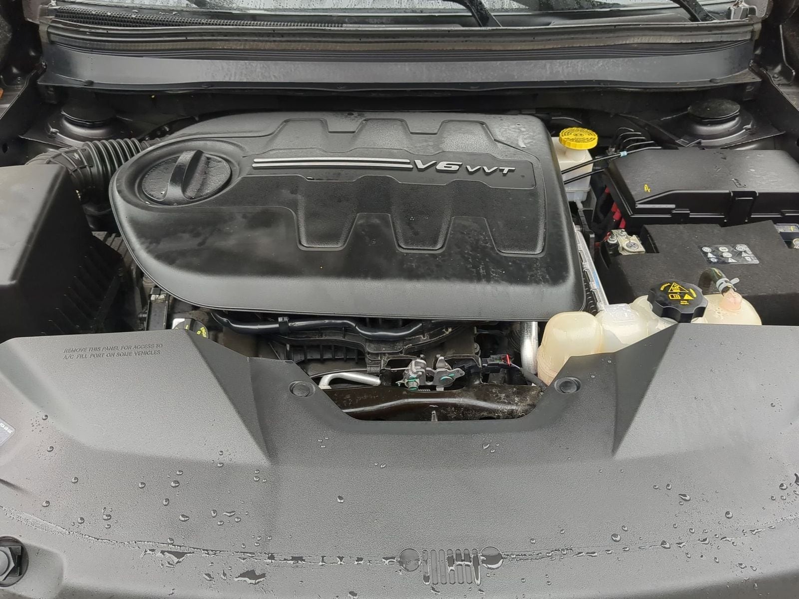 Thumbnail: 2020 Jeep Cherokee - 17