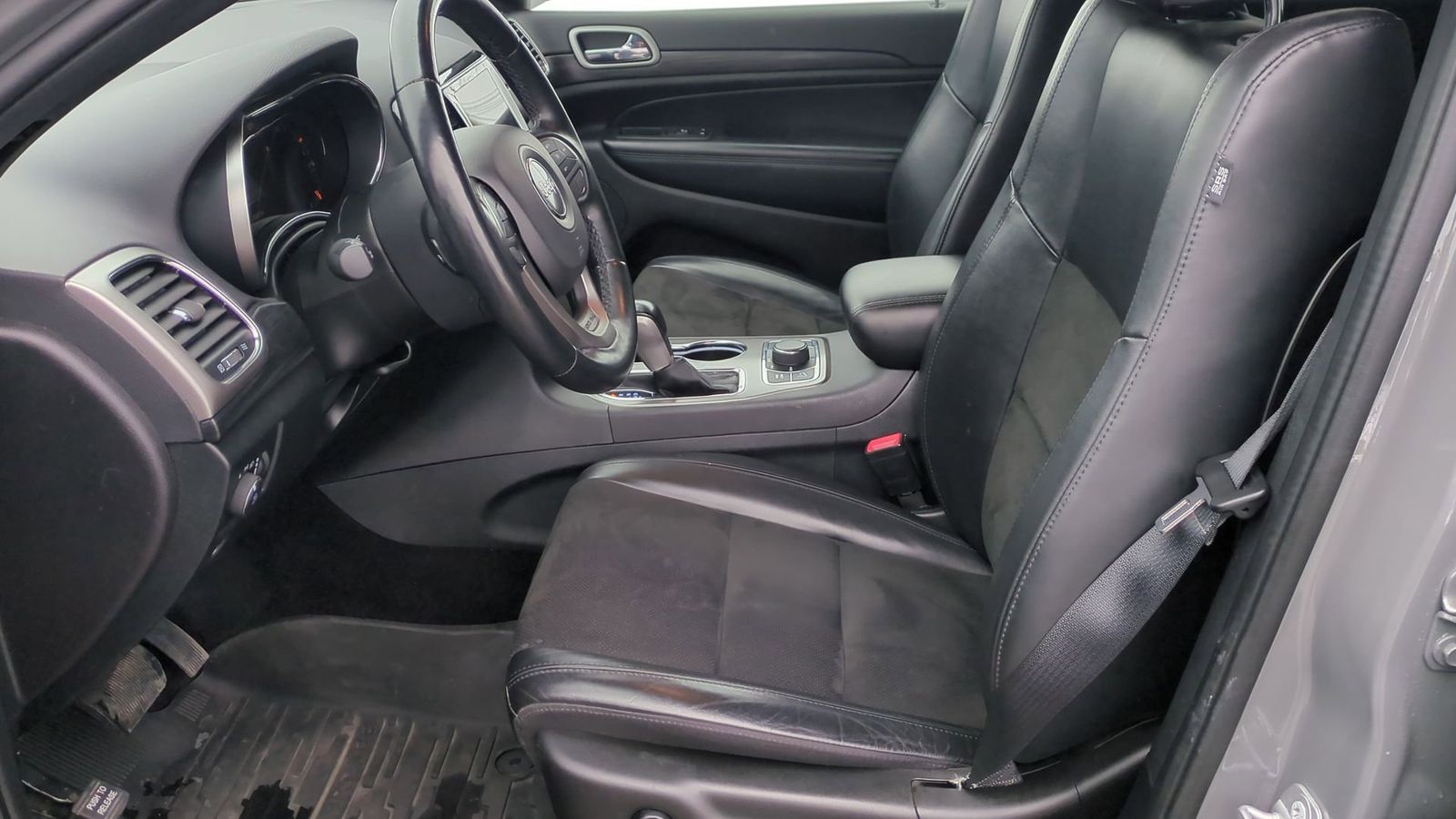 Thumbnail: 2022 Jeep Grand Cherokee - 18