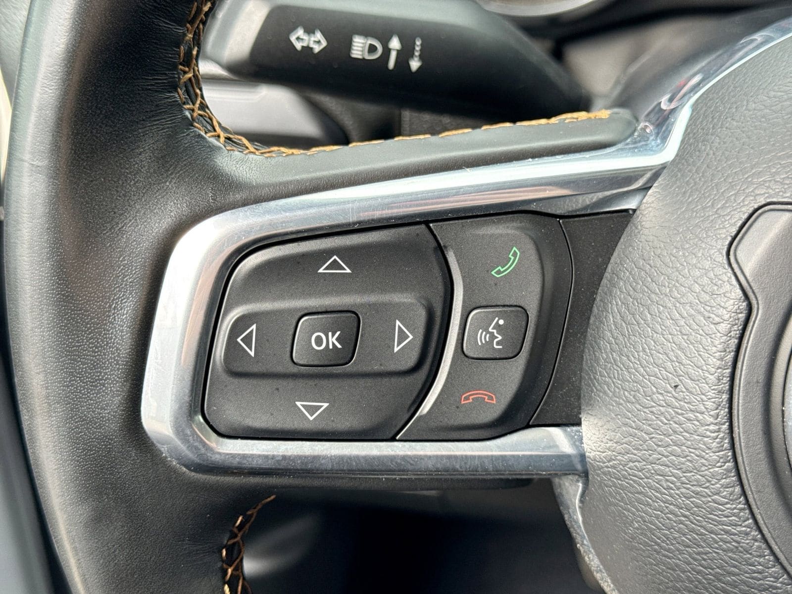 Thumbnail: 2022 Jeep Wrangler - 24