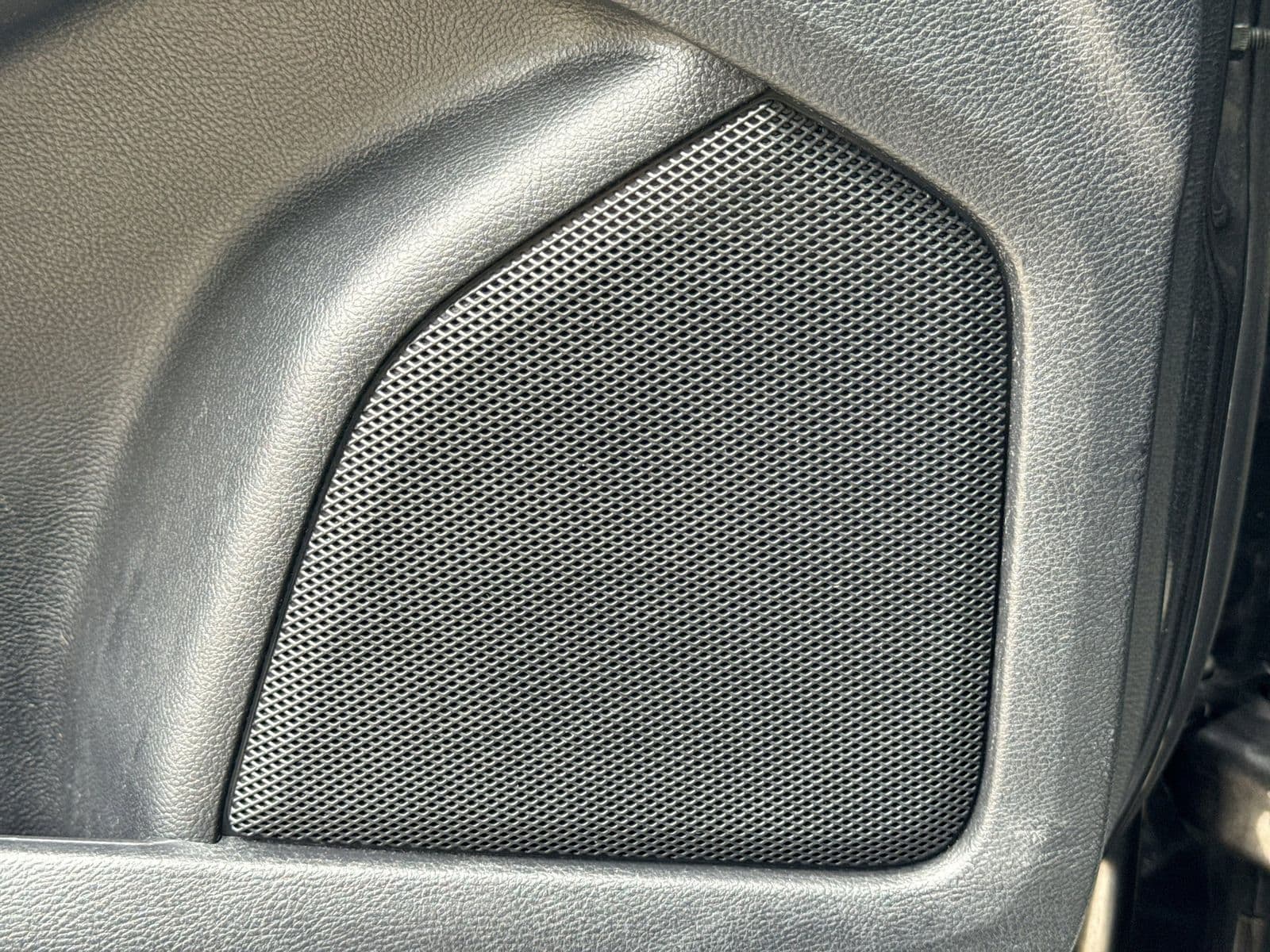 Thumbnail: 2020 Ford Edge - 29