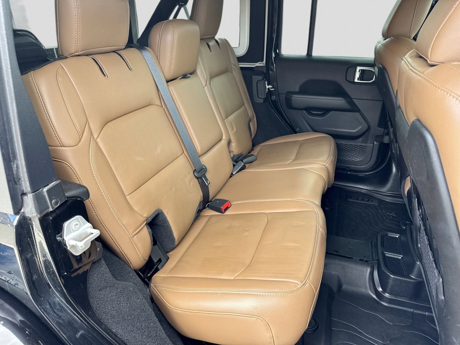 Thumbnail: 2021 Jeep Wrangler - 19