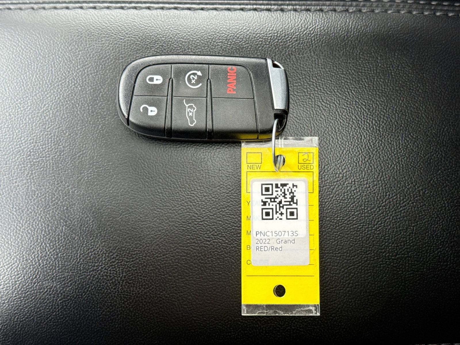 Thumbnail: 2022 Jeep Grand Cherokee - 40